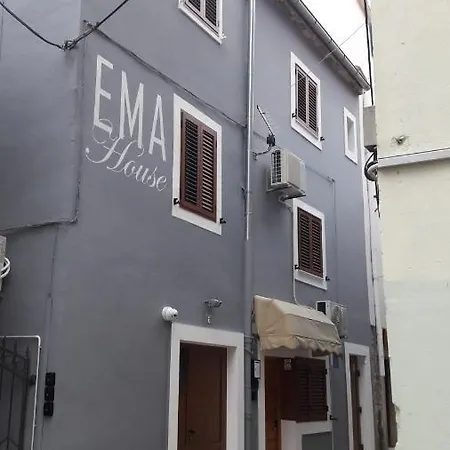Apartment Ema