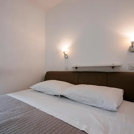 Apartman Ema Zára
