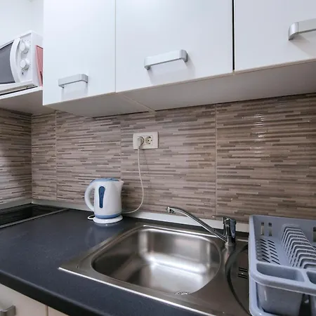Ema Apartment